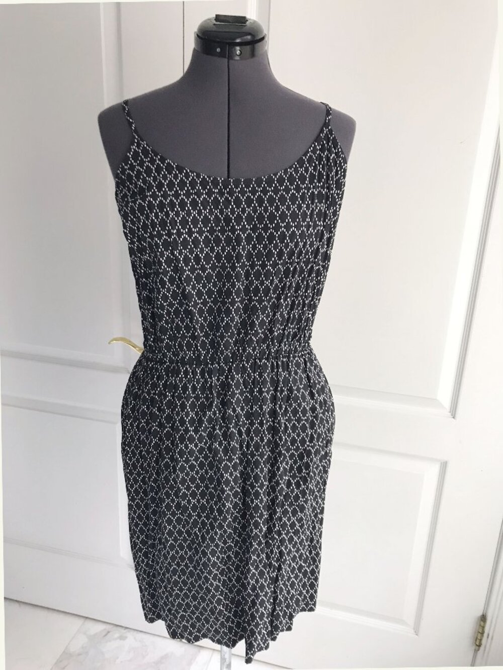 OLD NAVY Sundress in Black & White, Adjustable Straps, Size Large